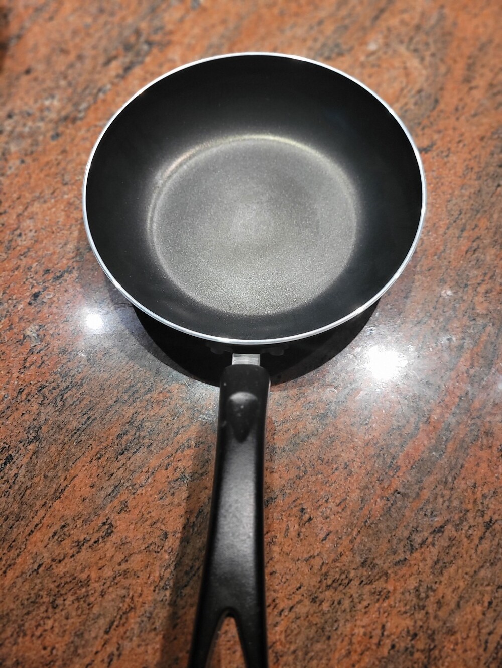 Basic Essentials 8" Pan, New
